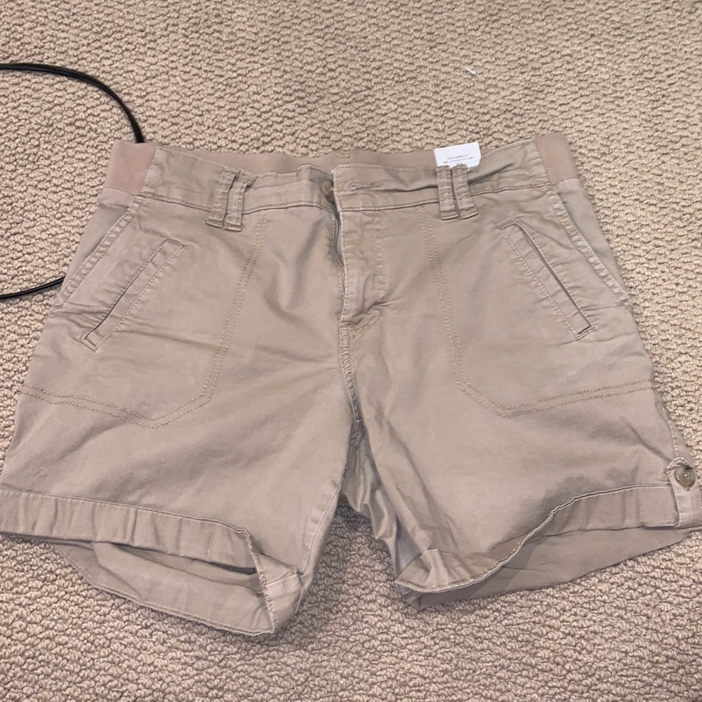 khaki rider shorts